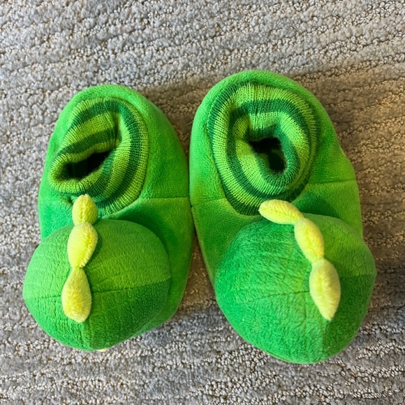 PJ Masks Toddler Boy Green Gekko Slippers Size 7-8 - Picture 3 of 6